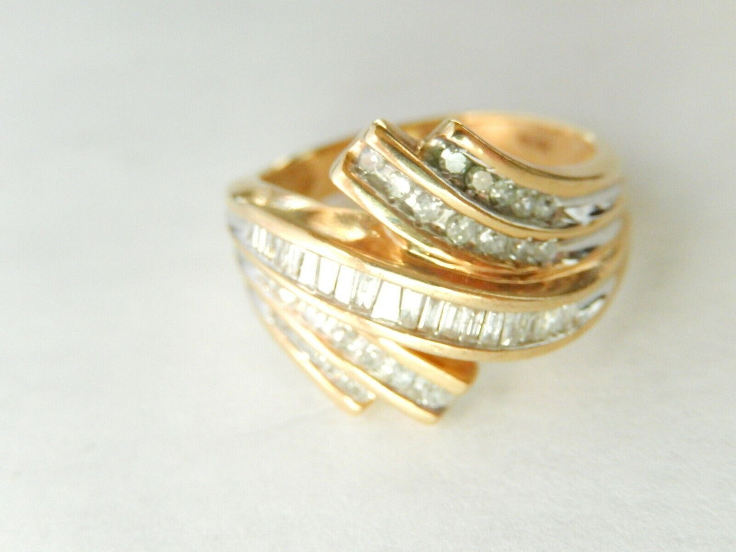 *VINTAGE* Classic Ladies 10K Yellow Gold 3/4CT Diamond Bypass Cocktail Ring 9.5