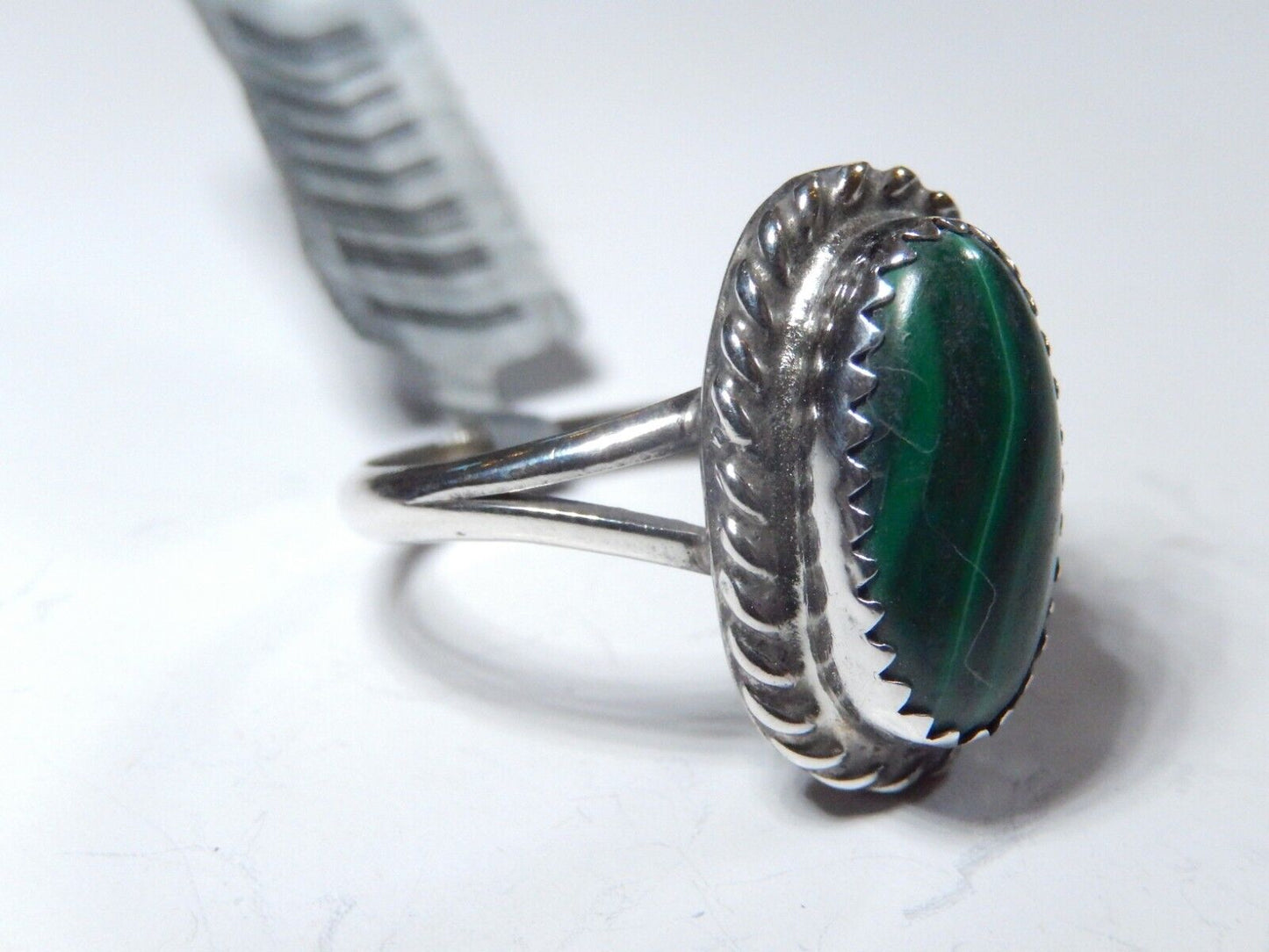 *VINTAGE*  Native American Sterling Silver Green Malachite Ring Signed SB sz 8