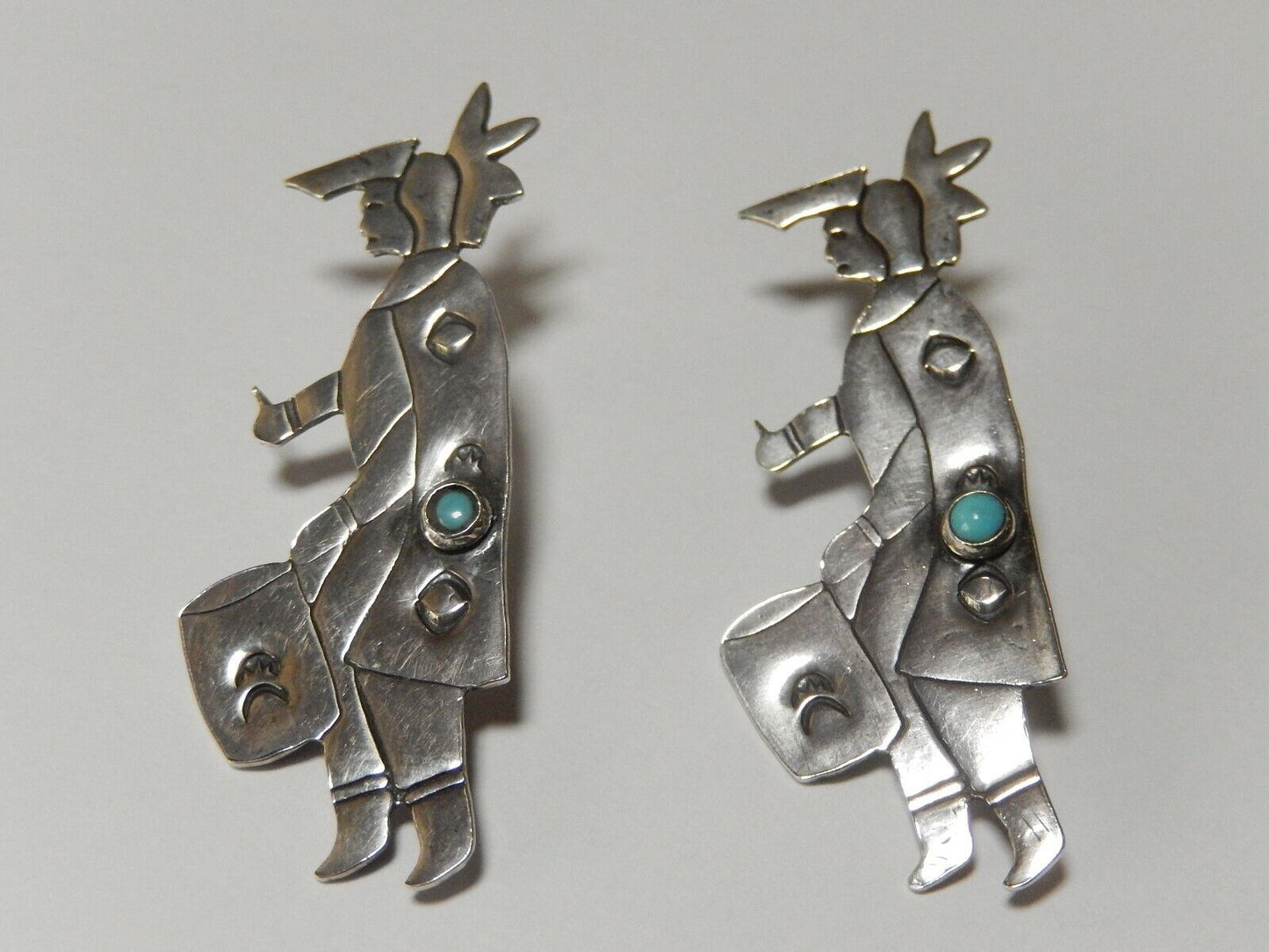 *RARE* Vintage Lg. Southwestern Sterling Silver Dancing Earrings