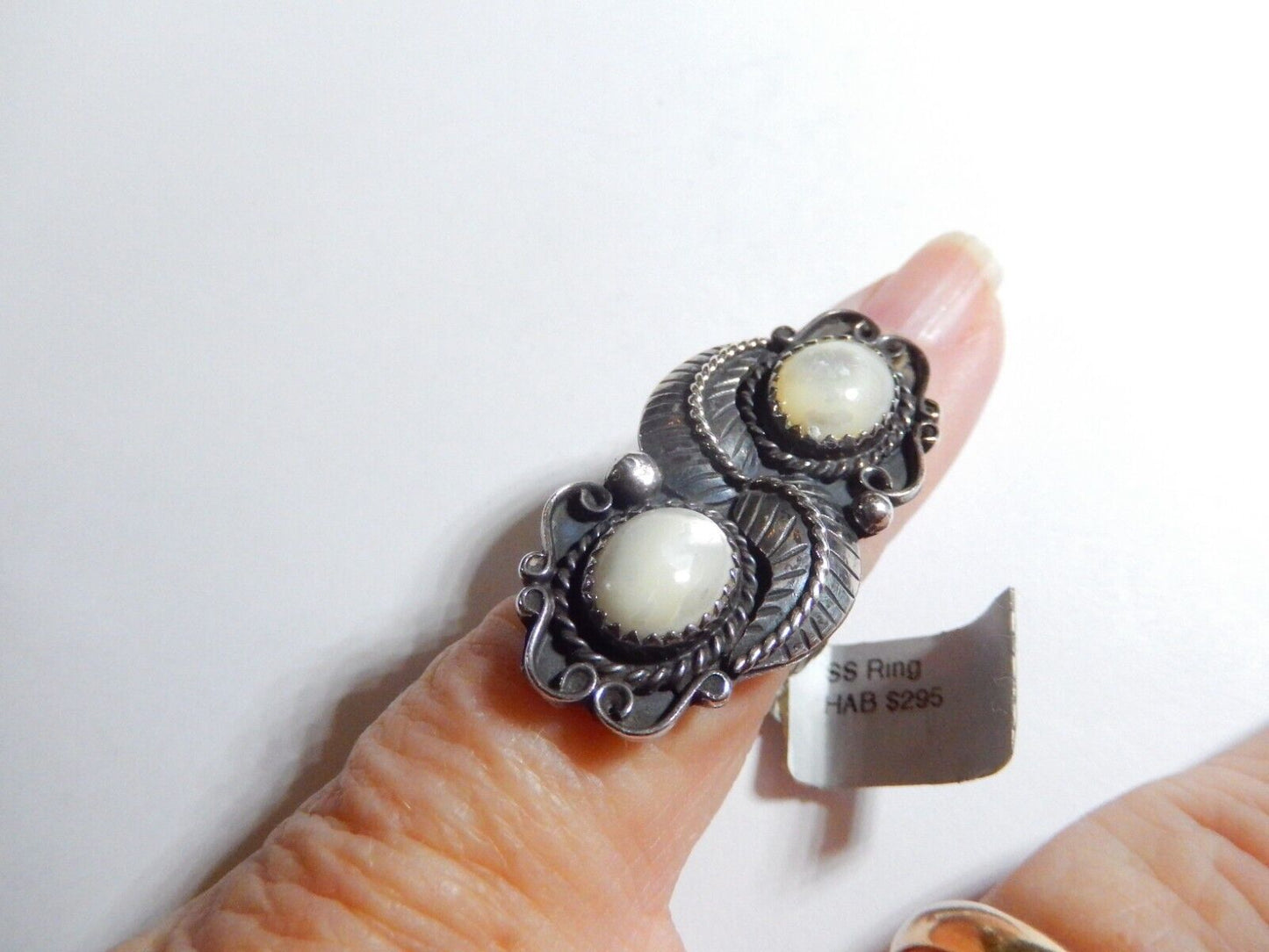 *VINTAGE* Signed Native American Sterling Silver & Mother Of Pearl Ring Sz 6.25