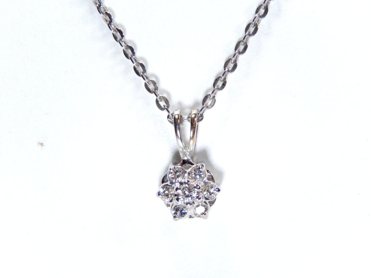 *VINTAGE*  14k White Gold Seven Stone Natural Diamond Pendant w/18" chain