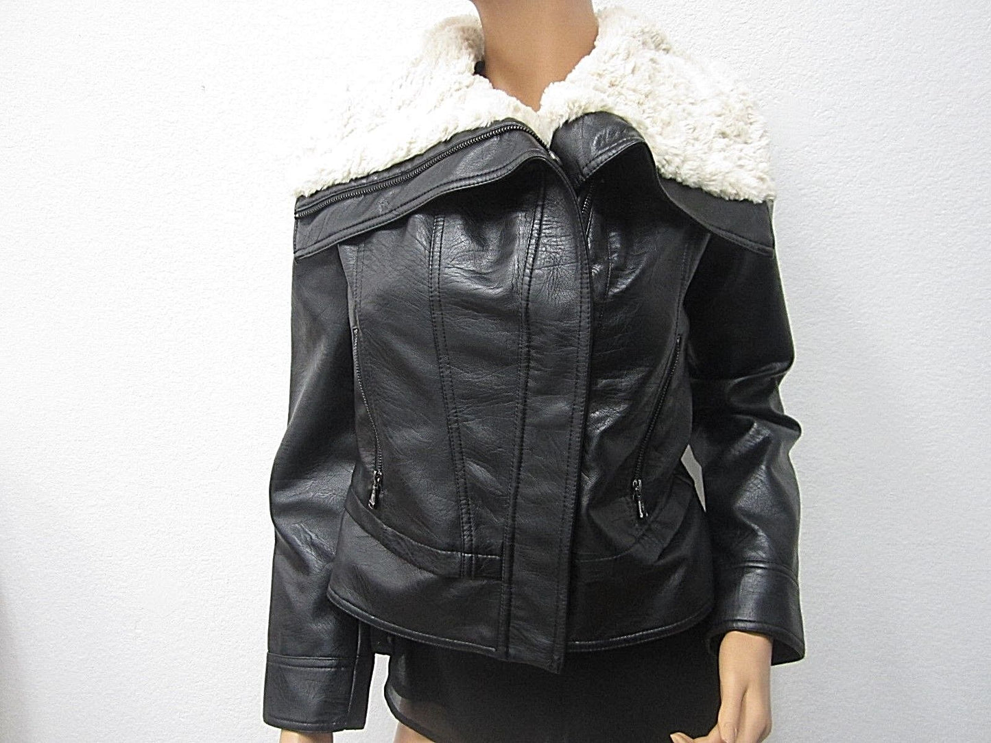 NICE Guess Fur Collar Leather Black Coat Size Medium