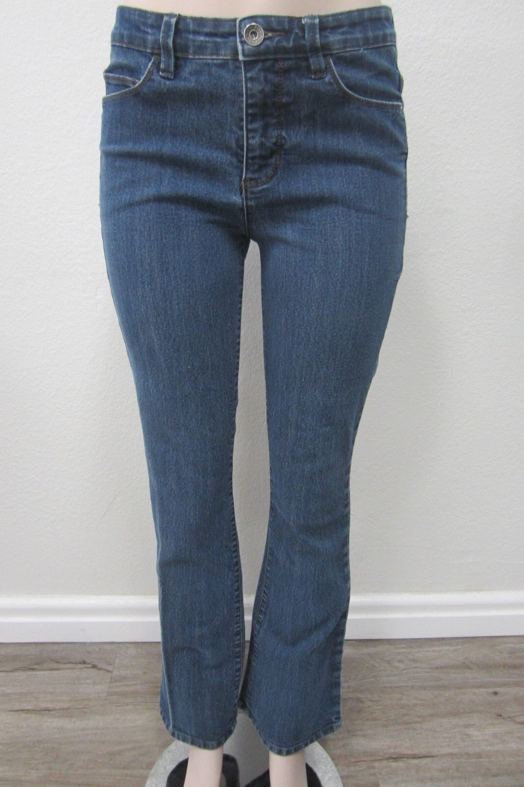 *VERY NICE*  Calvin Klein Med Dark Wash Denim Boot Cut Jeans Sz 10/30  x  30.5"L