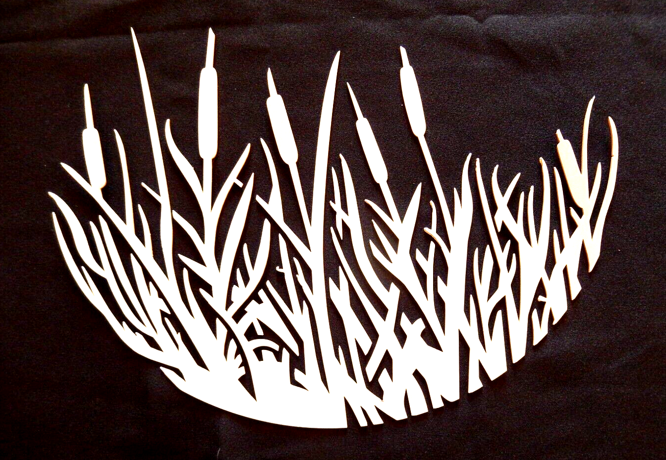 ~NEW~ 14ga. - " Cattails With  Leaves" White Metal Wall Art - 12" x 8.5"