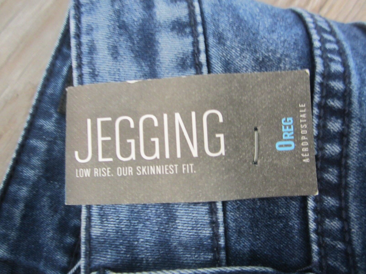NWT Aeropostale Size 0 X 29 Jeggings Denim Cotton Womens Jeans Low Rise Skinny