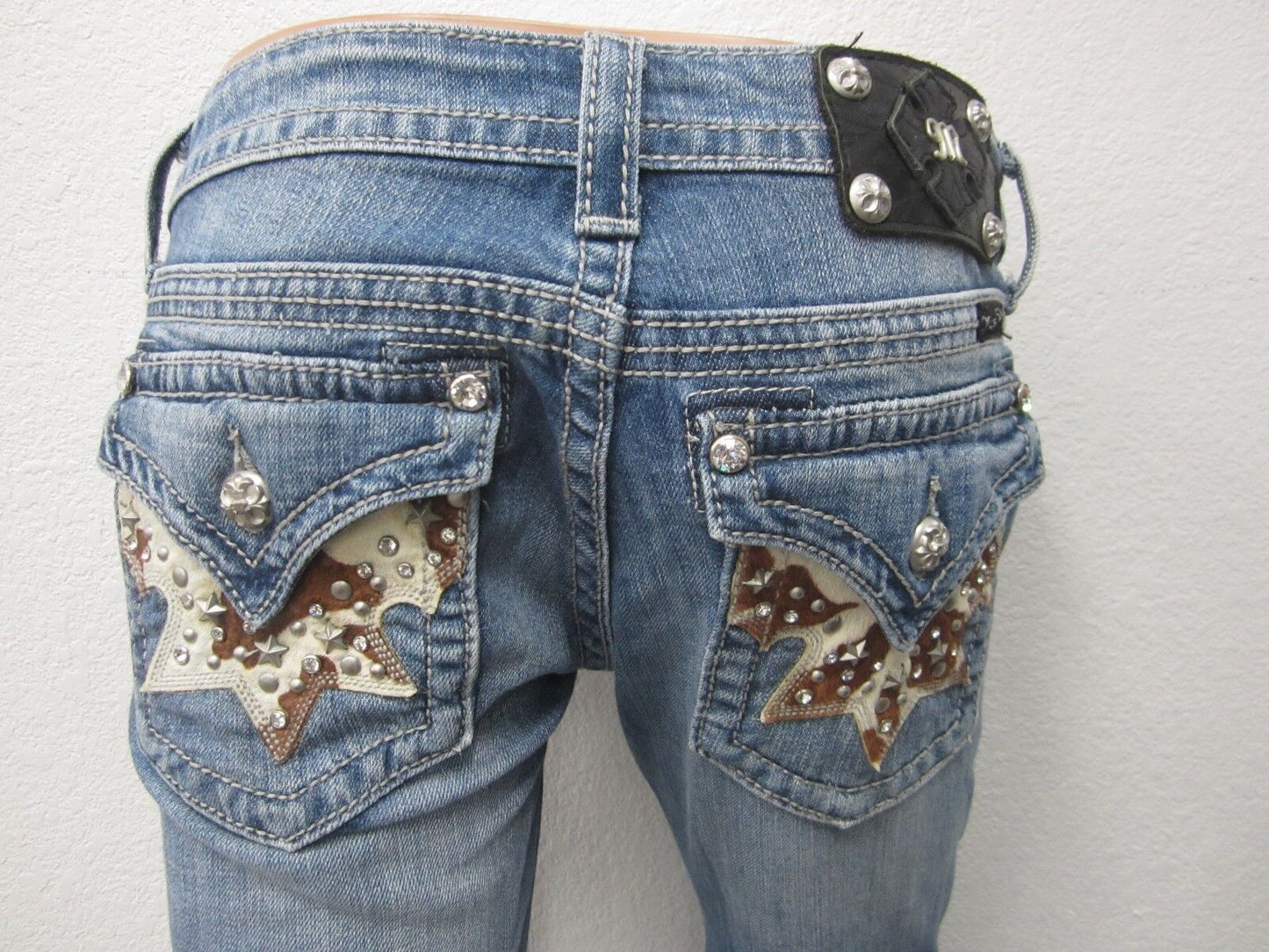 MINT Miss Me Jeans Womens Boot Cut Cowhide Med Wash Blue JW6064B2 Size 26x33