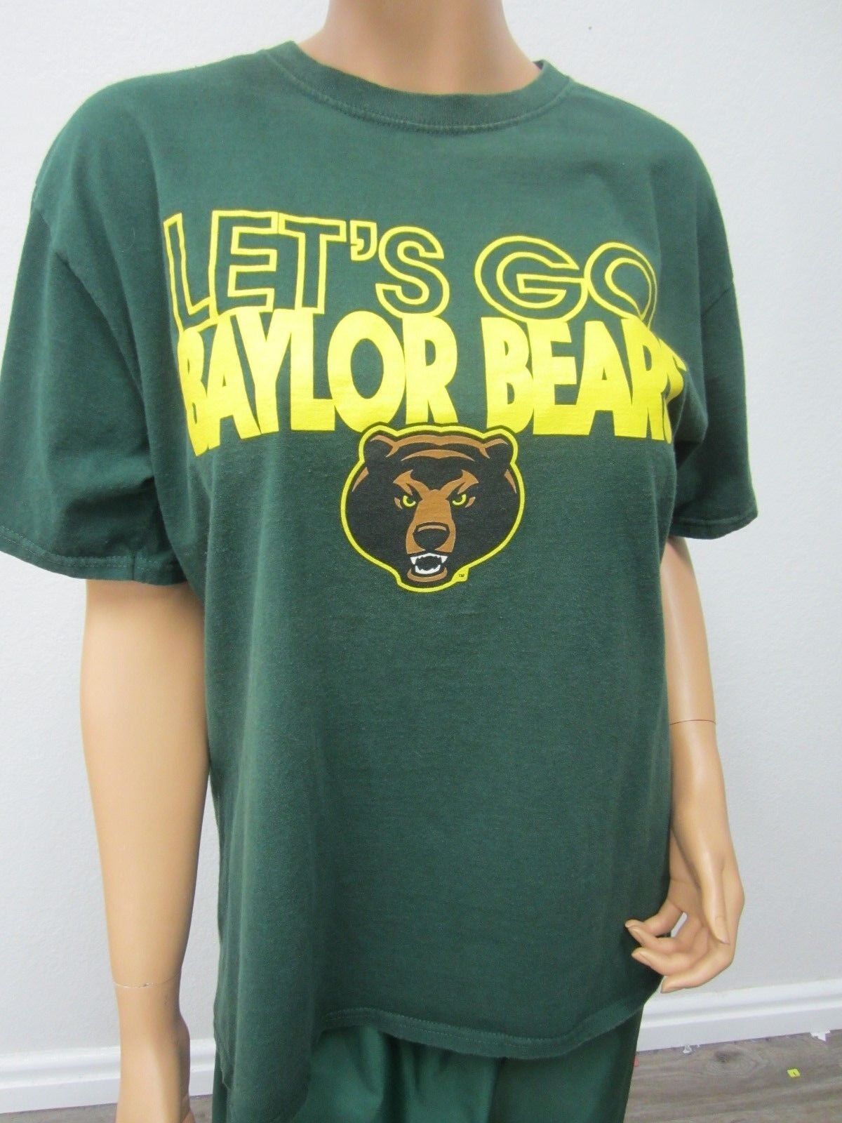 NEW Baylor University Russell Unisex T Shirt Solid 100% Cotton Short Sleeve Sz L
