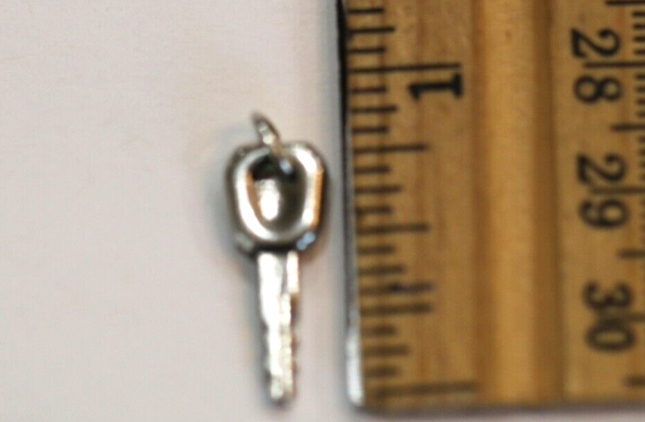 *RETIRED* James Avery Sterling Silver 3D Car Key Charm