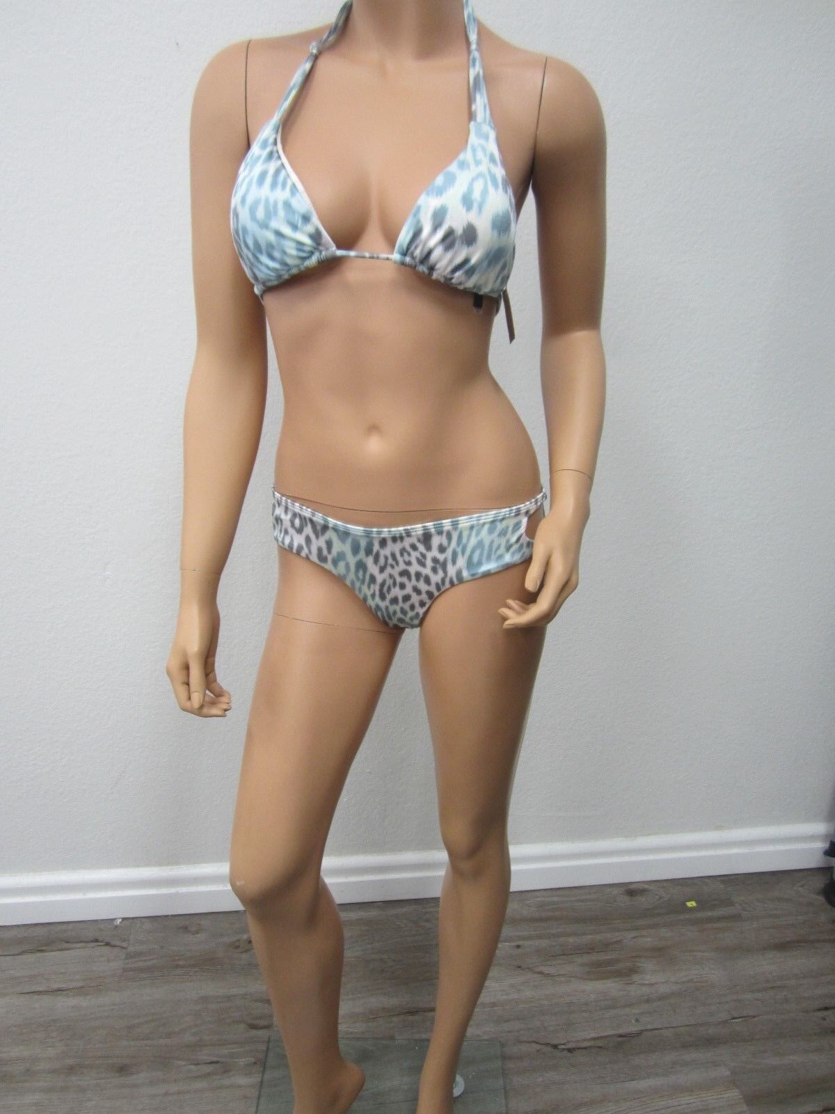 NWT Victoria's Secret Two Piece Swimsuit Top Size Large  Bottom Medium