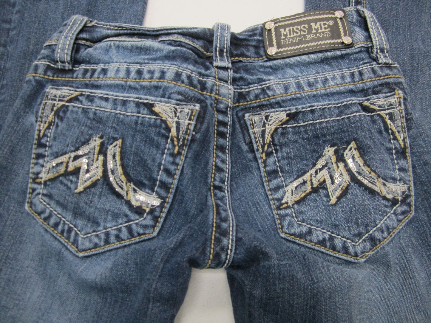 VERY NICE  MISS ME # JD1065B Boot JEANS  Medium Blue Size W25 x L29