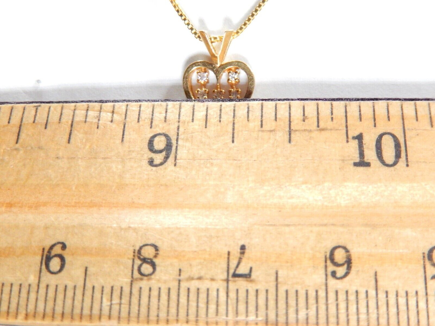 *VINTAGE*   14K YELLOW GOLD NATURAL DIAMOND HEART PENDANT w/18"chain