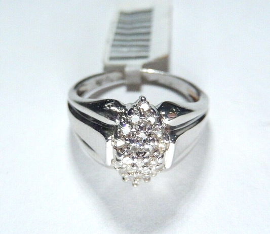 *NWT*  10K White Gold  .25ct Round Cut Cluster Diamond Ring  Size 6.75