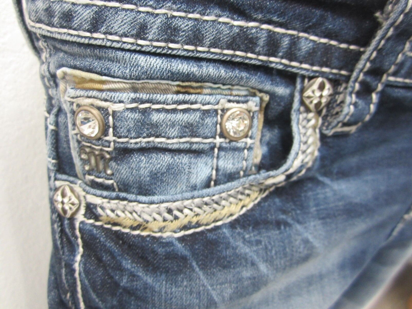NWT  MISS ME EMBELLISHED Standard Cropped Jeans ME8518C3 sz 26 X 23