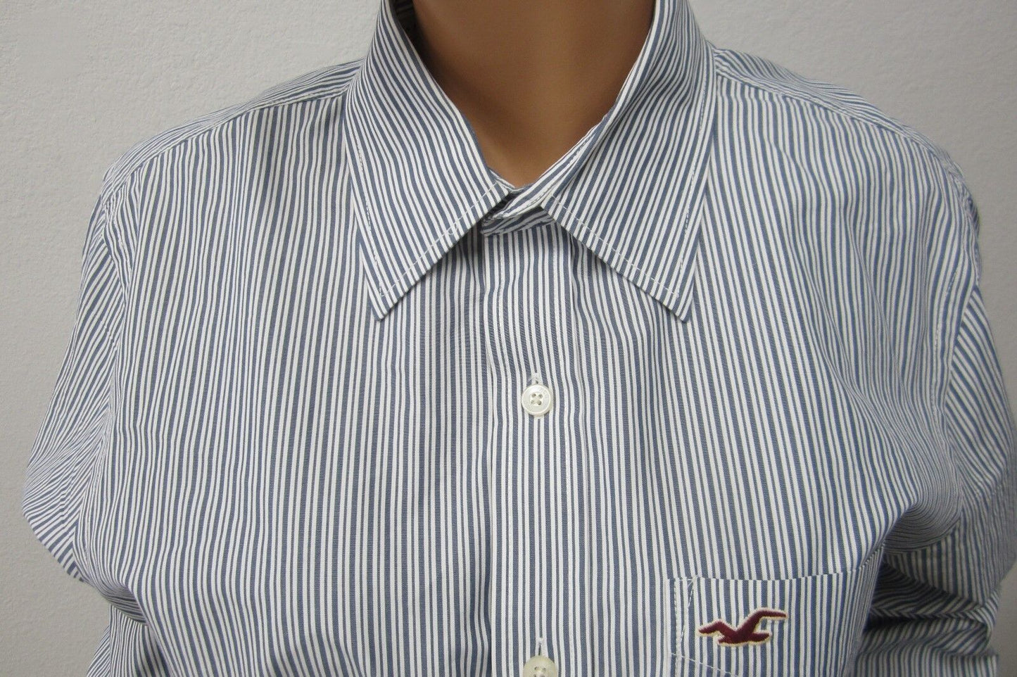 Hollister Men XL Dress Shirt White Blue Stripes Long Sleeve Button Down Front