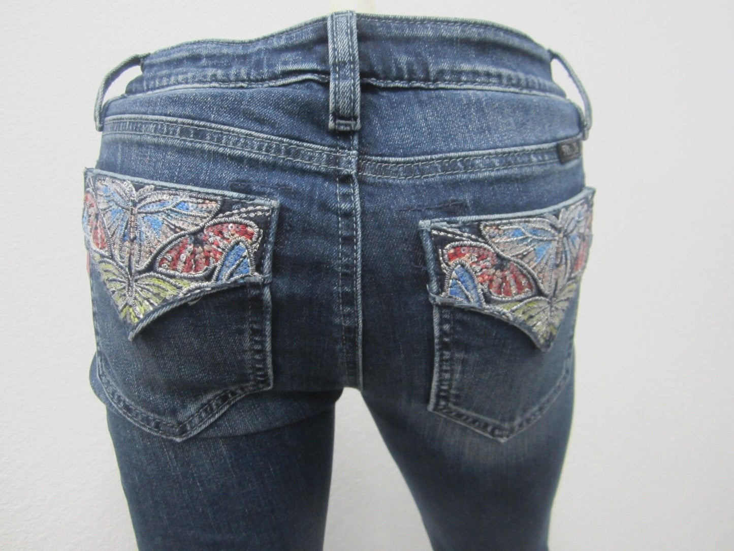 NWT MISS ME Embellished Pockets Skinny Stretch Jeans 24 x 30 Medium Blue M3033S