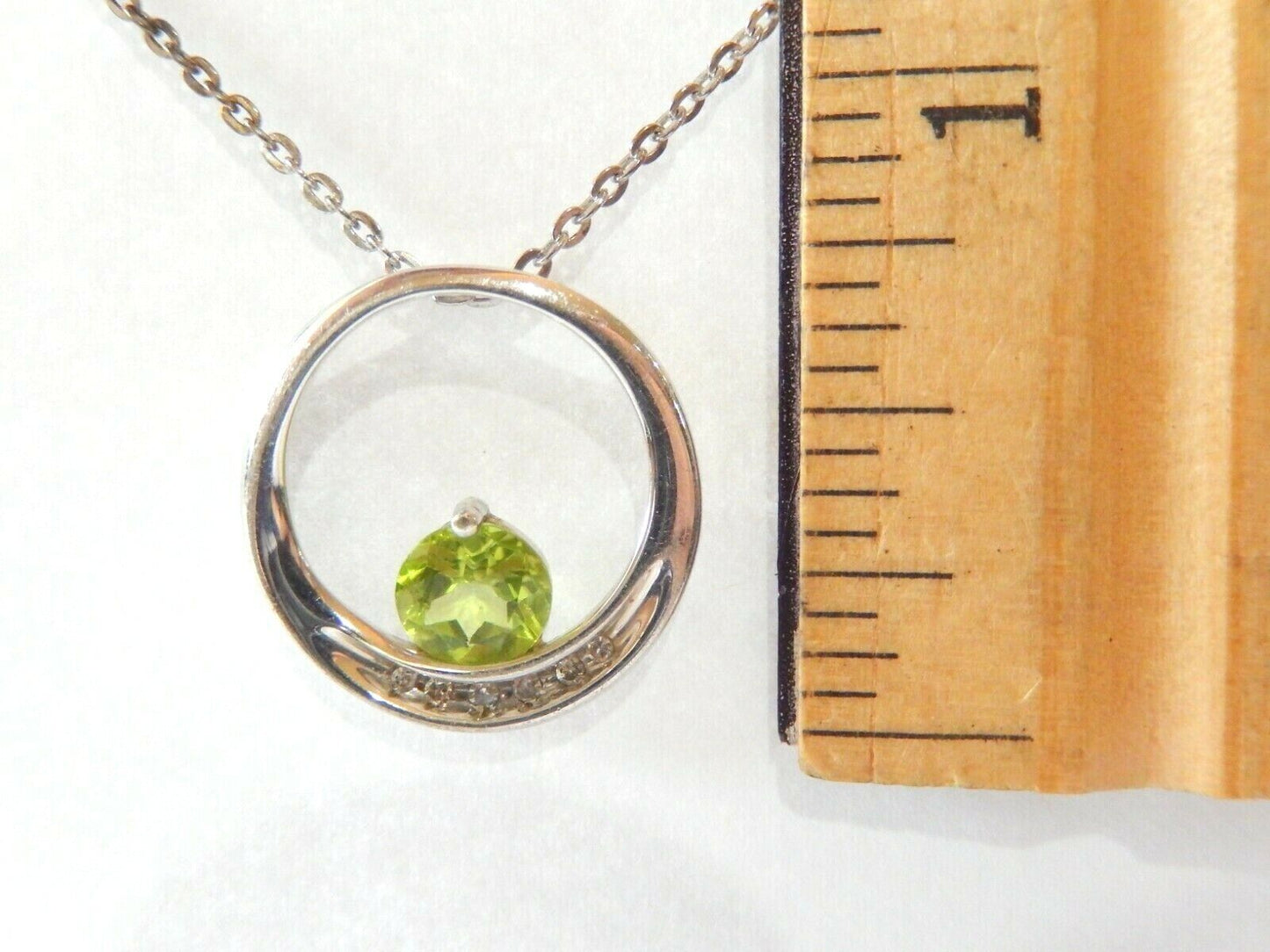 *NWT*  10K White Gold .75CT Peridot and Six Diamond Pendant w/ 18" Chain