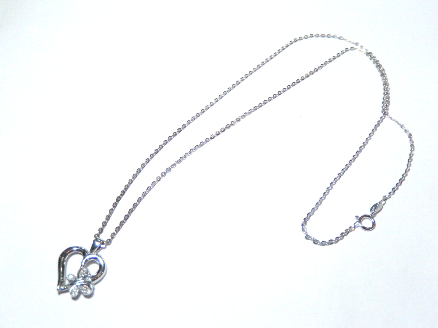 10K WHITE GOLD 4 DIAMOND & BUTTERFLY HEART PENDANT w/18" Chain
