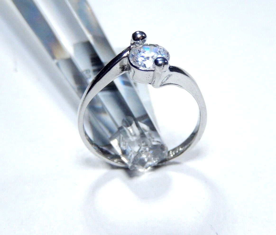 *VINTAGE*  Sterling Silver 2/3 CT CZ Solitaire Band Bypass  Ring Size 7