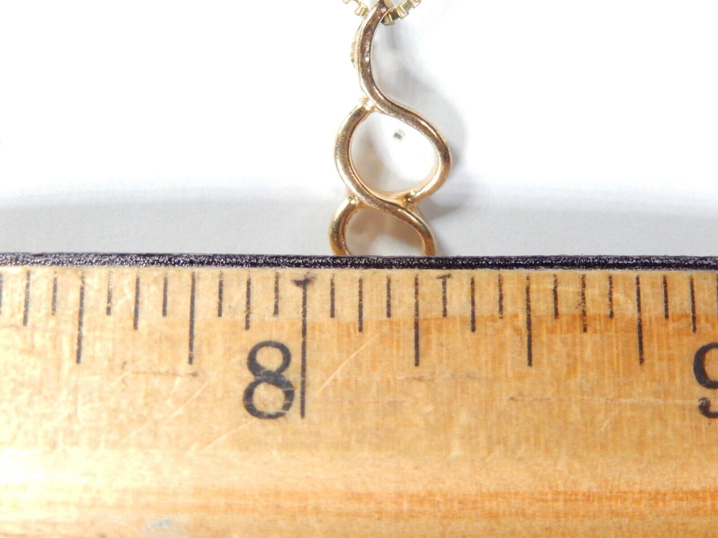 *VINTAGE*  14K Yellow Gold Natural Diamond Free Form Pendant w/18"chain