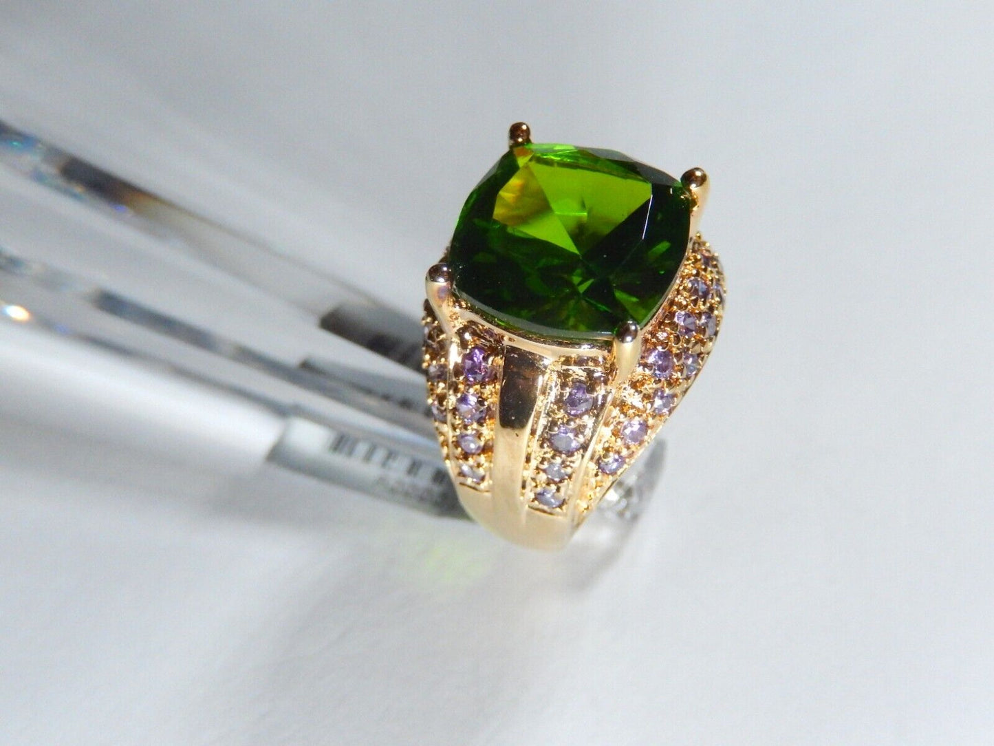 STUNNING LADIES  18K VERMEIL  STERLING PERIDOT & AMETHYST LAB  DOME RING SZ 7