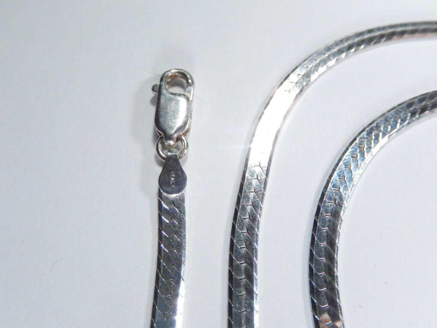 *VINTAGE*  30” 4mm Italy Thick Sterling Silver Necklace 925 Herringbone Chain