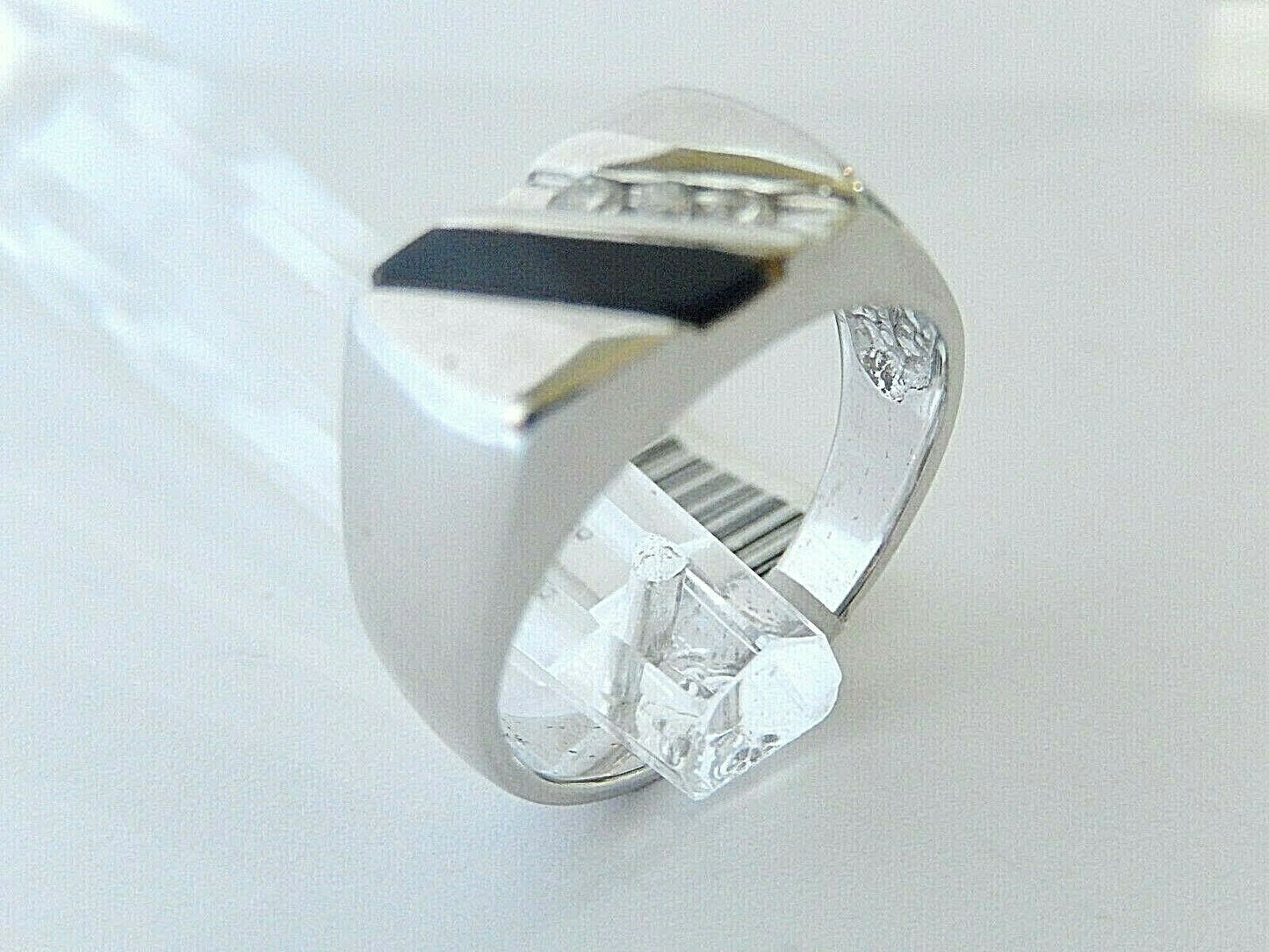 MENS 14K WHITE GOLD ONYX & DIAMOND RING SIZE 9.25 (1/2" x 3/8")
