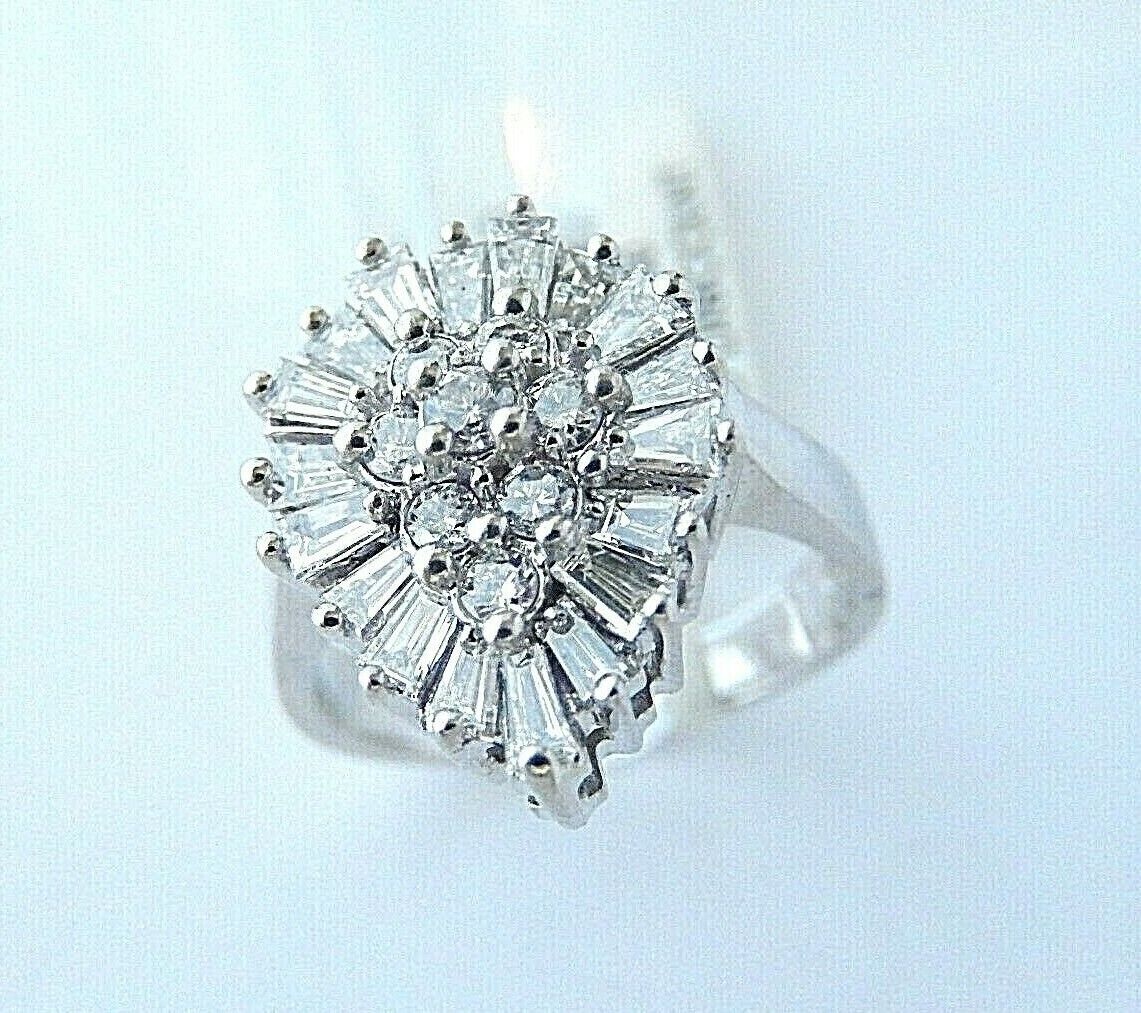 *VINTAGE* 14K WHITE GOLD  3/4CT PEAR SHAPED CLUSTER NATURAL VS DIAMOND RING Sz 7