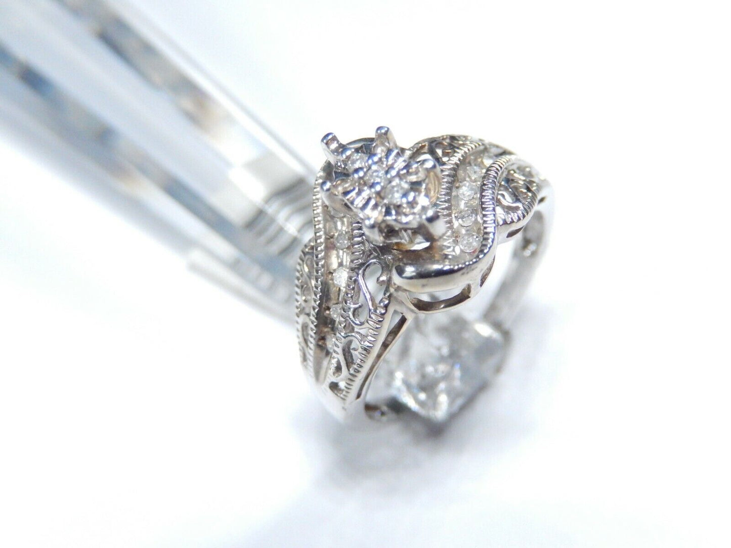 *VINTAGE*  Antique  10k Solid White Gold .25ct Diamond Filigree Ring Size 7