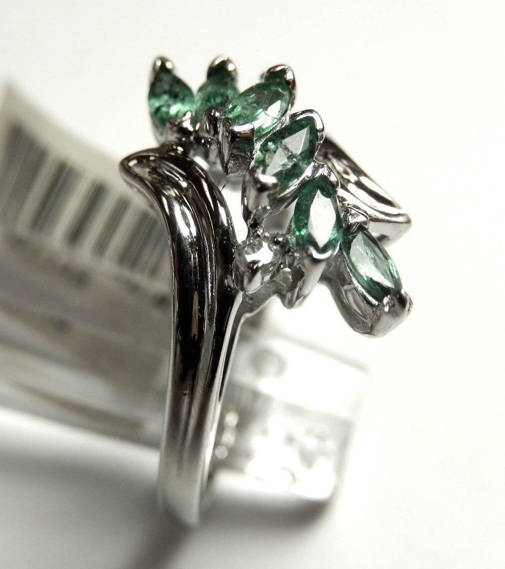 Natural Brilliant Green Emerald and Diamond Ring 14K White Gold Size 7