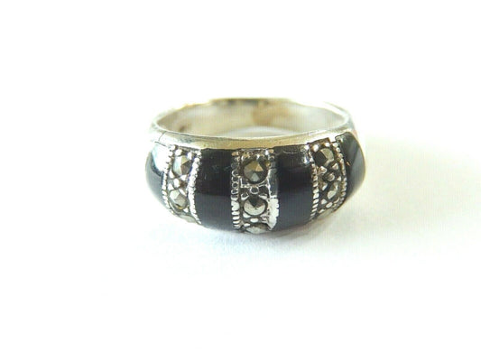 *VINTAGE*   Sterling Silver Black Onyx  & Marcasite 8mm Wide Ring Size 6