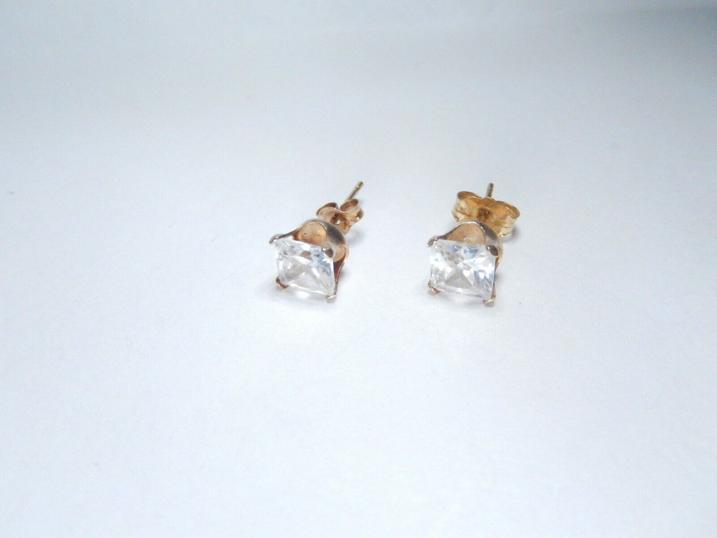 14K Yellow Gold 1.5Ct  CZ Diamon Princess Cut  Solitaire Stud Earrings 5mm