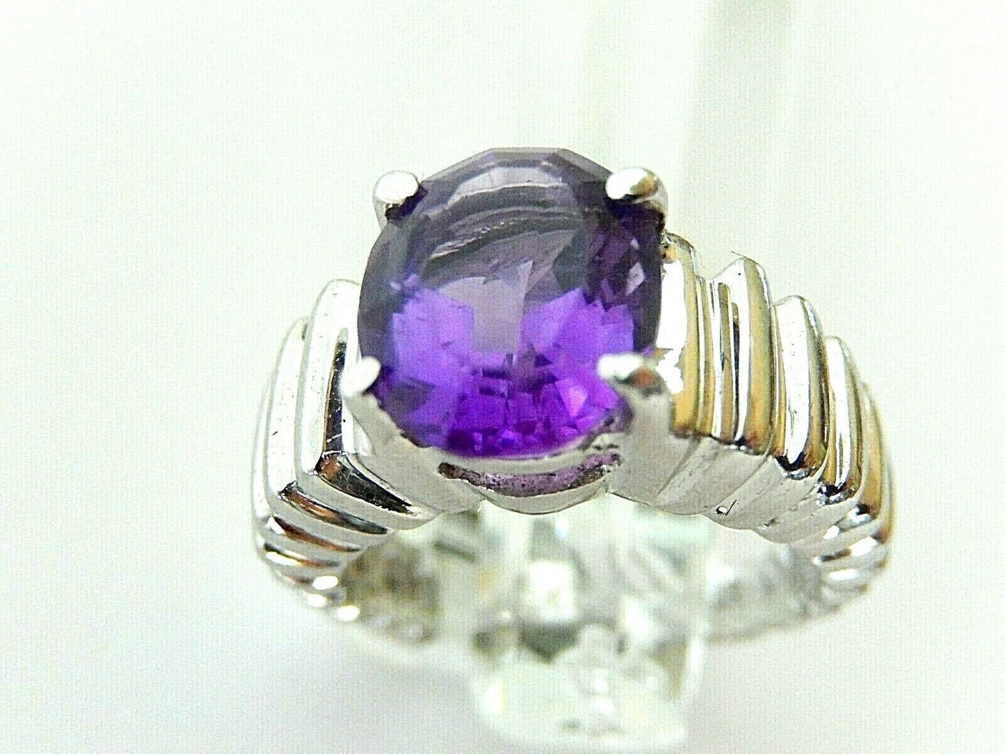 *VINTAGE MODERN* 14k White Gold Oval Deep Purple Amethyst Solitaire  Ring Sz 5
