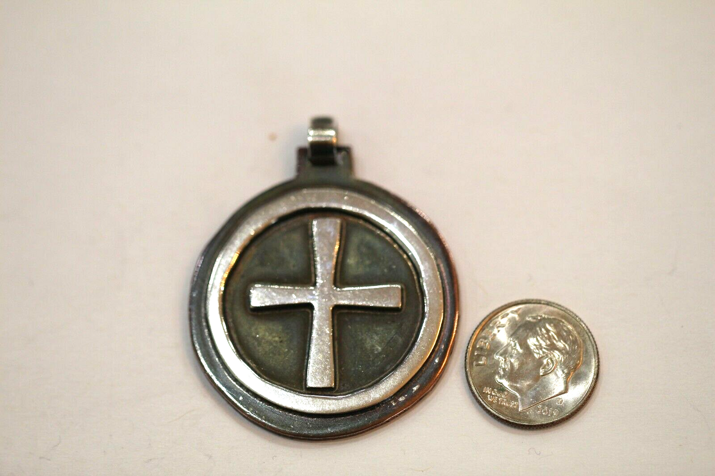 * VERY RARE* James Avery  Large Circle 925 Cross On Copper 1973 Pendant 19.4 Gms