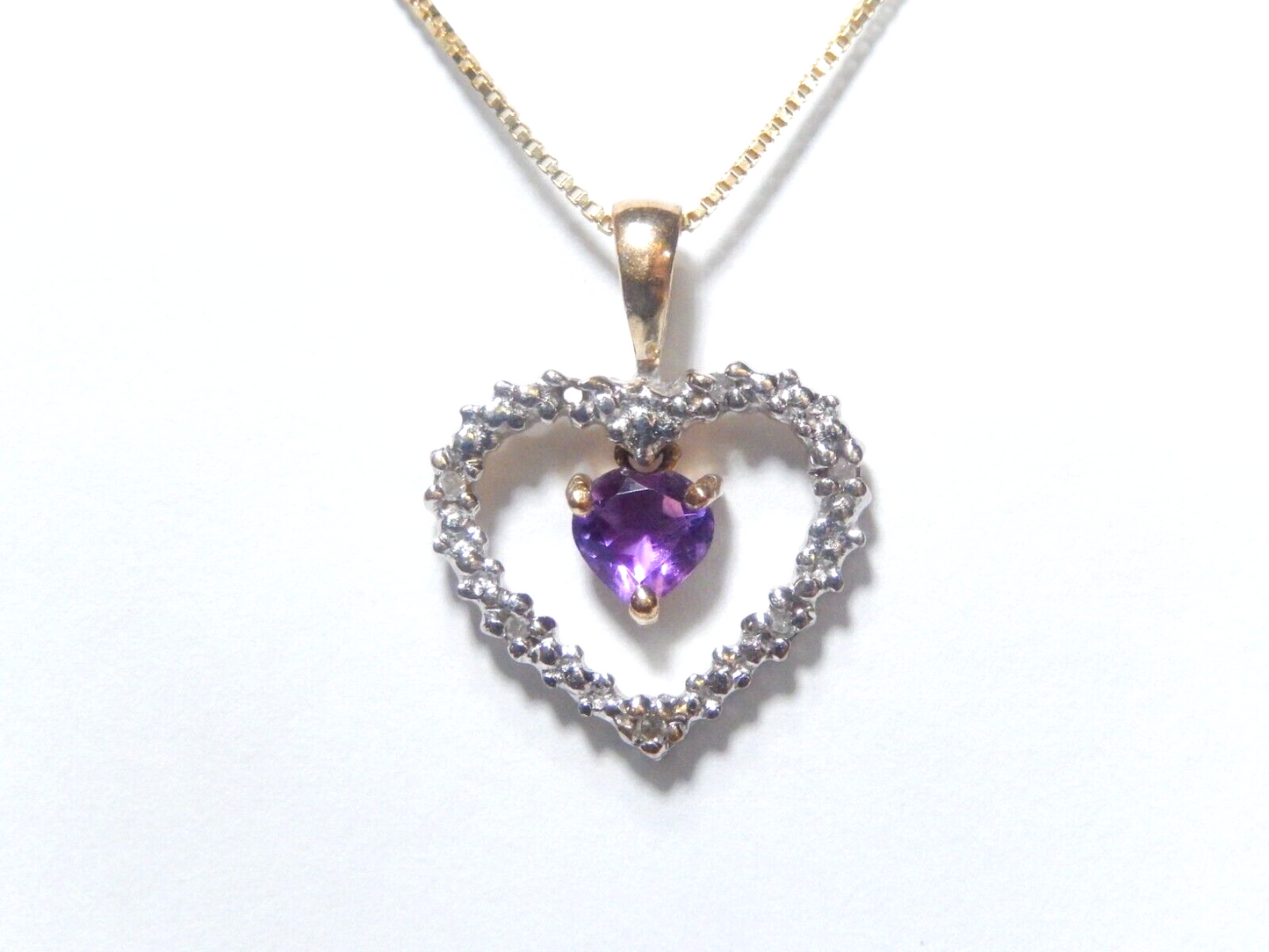 *VINTAGE* 10k Yellow Gold Floating Amethyst & Diamond Heart Pendant w/18"chain