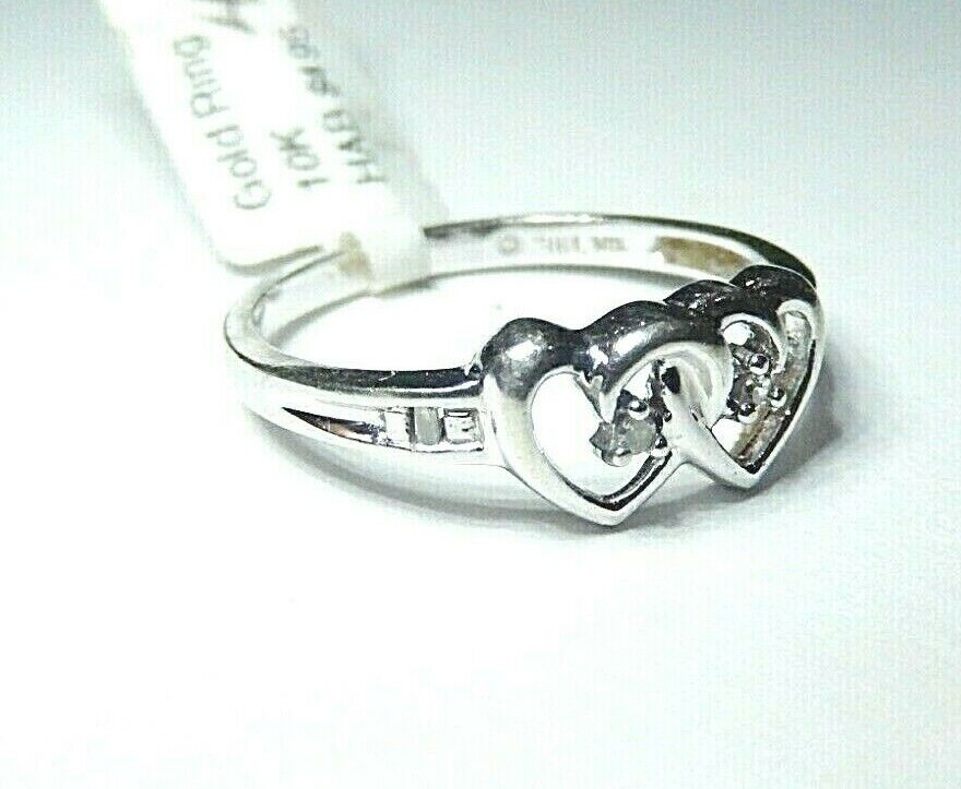 *NWT*  Pretty 10k White Gold Double Heart & Diamonds Ring Size 7.5