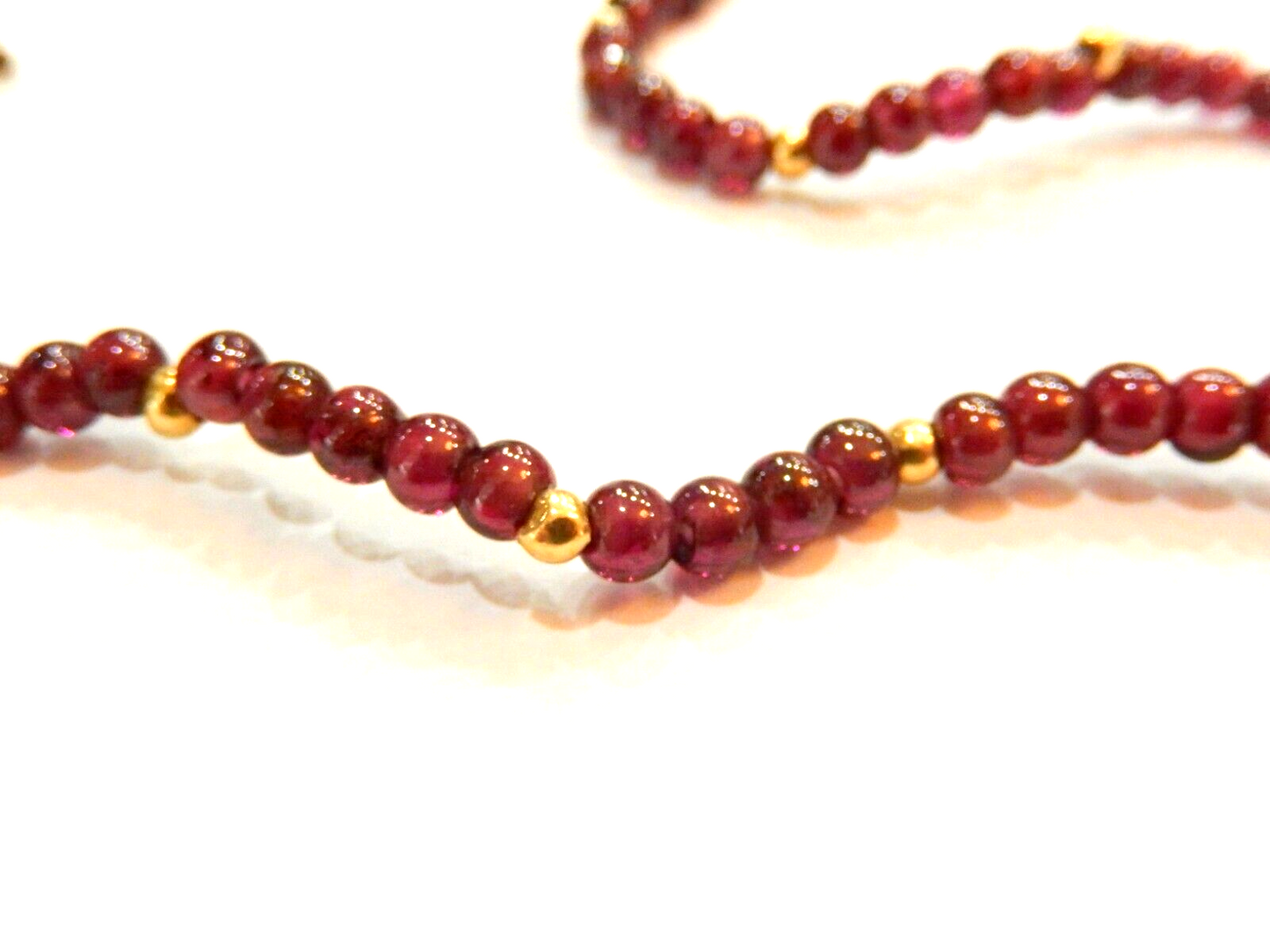 *VINTAGE*  4.5mm GARNET and 14K Yellow Gold 3.0mm Bead 16" Necklace