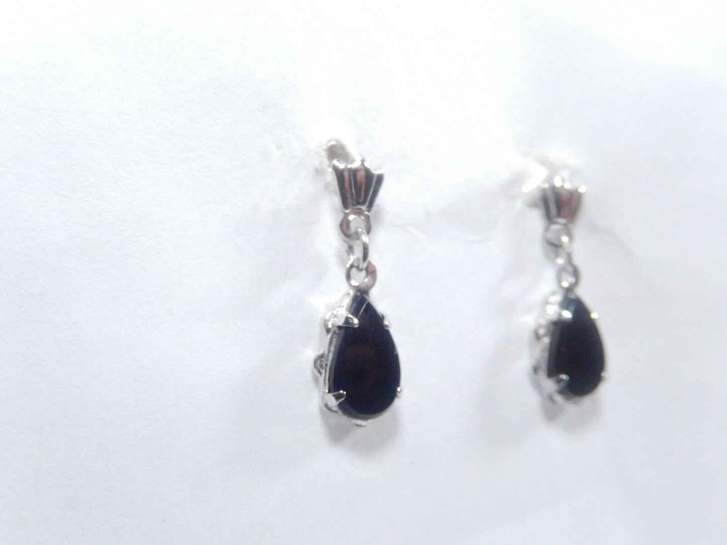 10K White Gold Black Onyx  Dangle Earrings