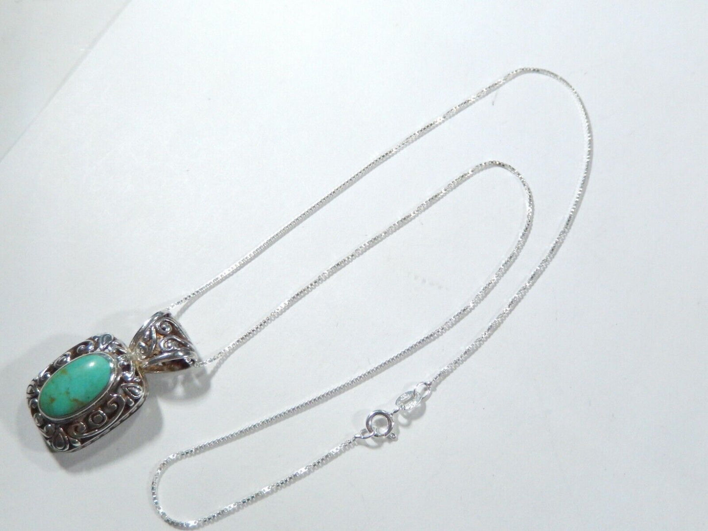 *VINTAGE*  Southwest 925 Sterling Silver 1.25" Turquoise Pendant w/18" Chain
