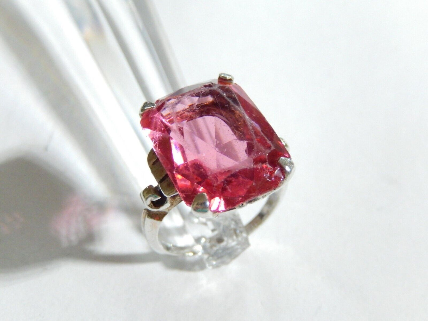 *VINTAGE* Sterling Silver 18mm x 13mm -20CT-Ruby Simulated Solitaire Ring Sz6.25