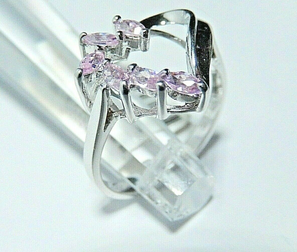 *NWT* 10K White Gold 1/3CT Marquise Cut Pink Tourmaline Heart Shape Ring Sz 7.5