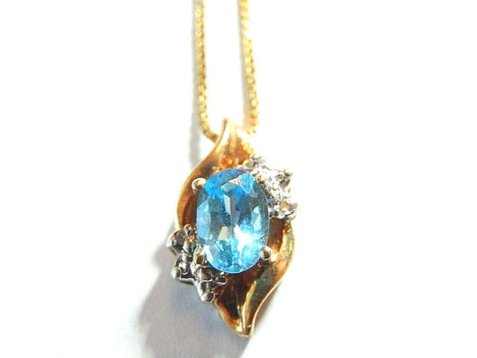 *VINTAGE* 10k Yellow Gold Oval Blue Topaz And Diamond Pendant with 18" Chain