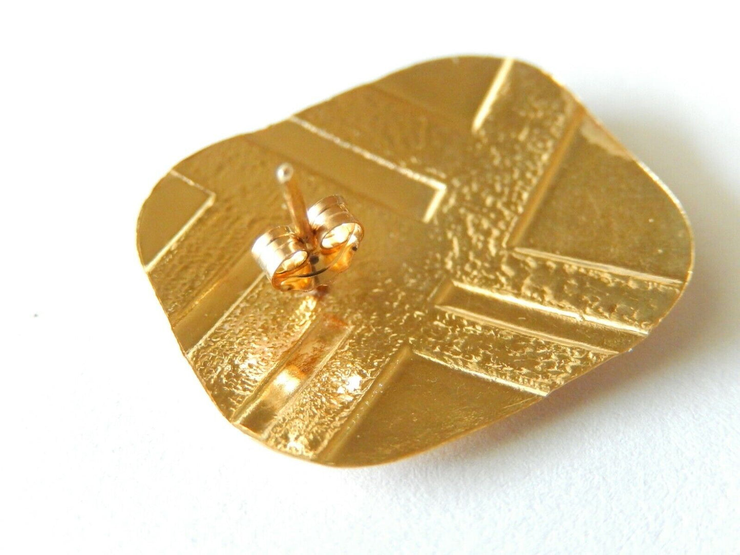 14kt Solid Yellow Gold Rectangle Design Decorative Post Earrings 1" x 15/16"