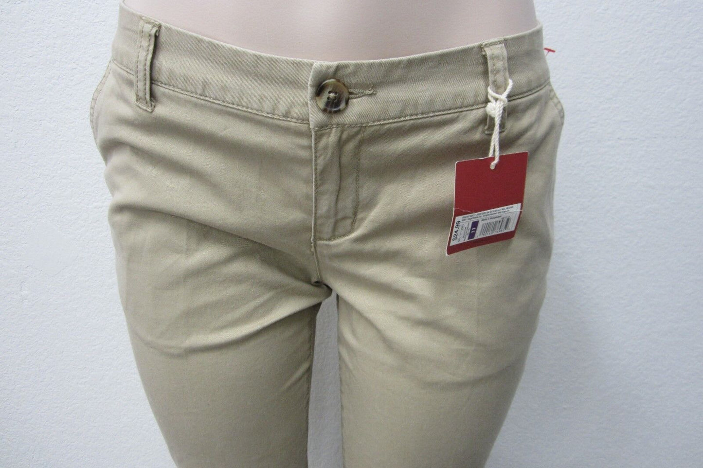 *NWT*  Women's Mossimo Supply Co. Low Rise  Boot Cut Trouser Jeans Size 11 x 32L