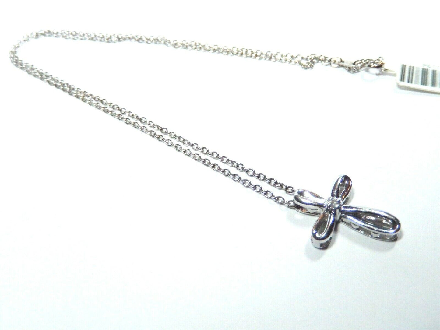 *NWT*  10K White Gold  Thick Heavy Diamond Solitaire Cross Pendant w/18" Chain