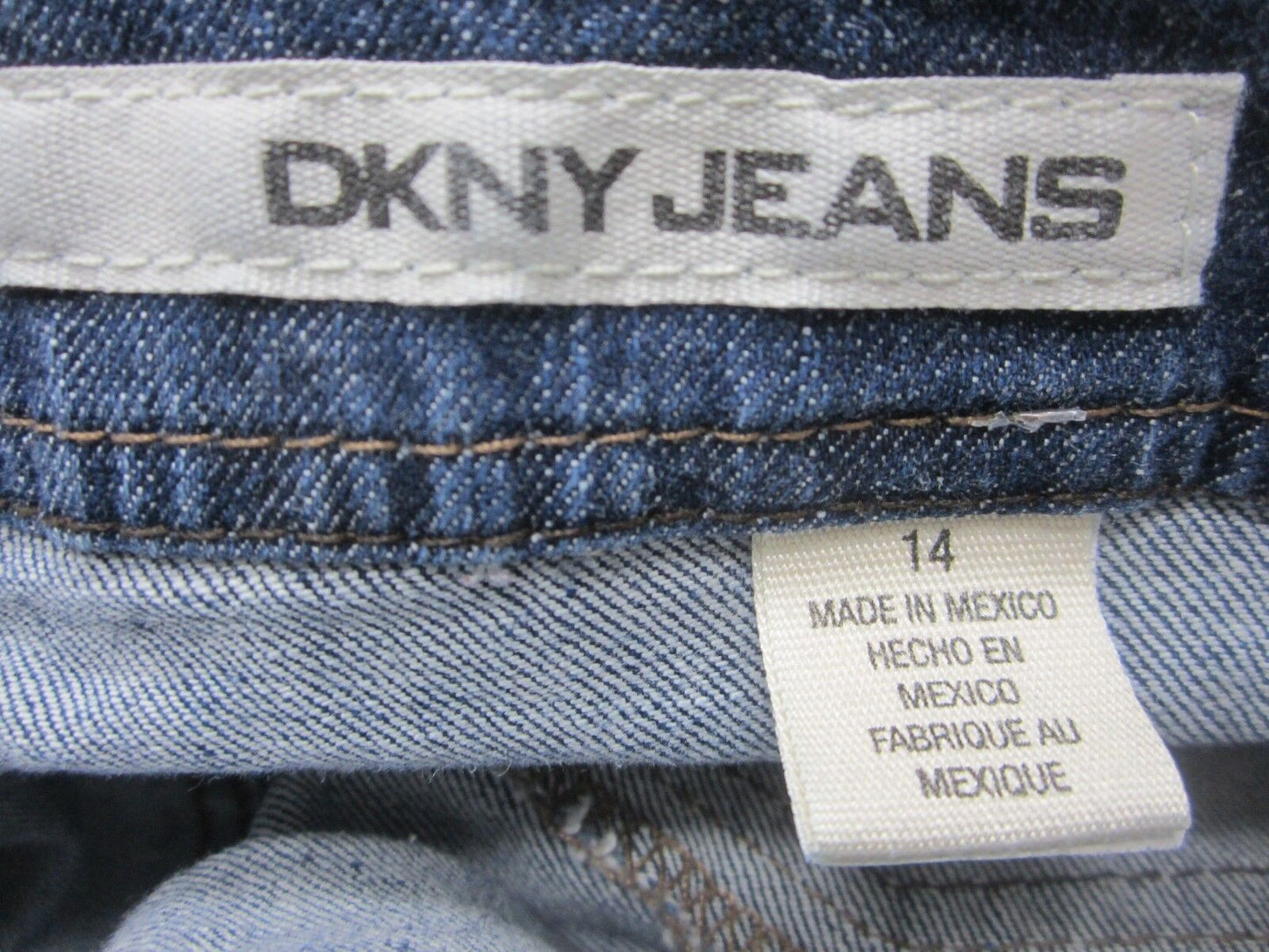 MINT  WOMENS  DKNY BOOTCUT MEDIUM BLUE DENIM JEANS SIZE 14 x 31.5"
