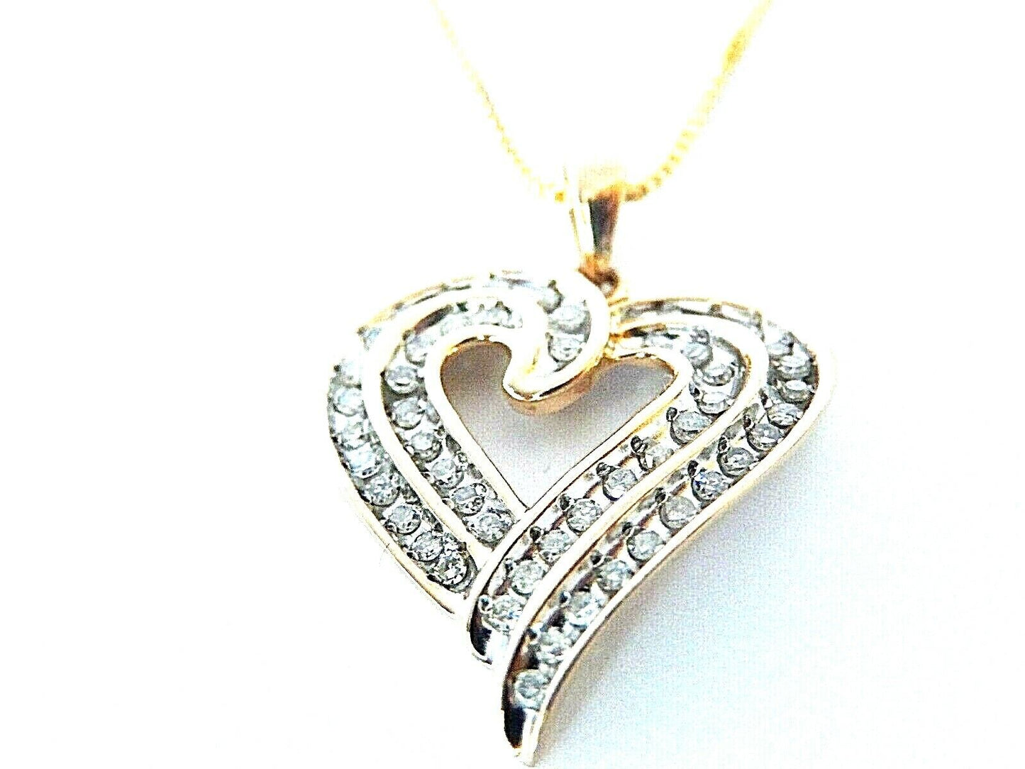 10k Yellow Gold .50CT Natural VS Diamond Heart Shaped Pendant Necklace