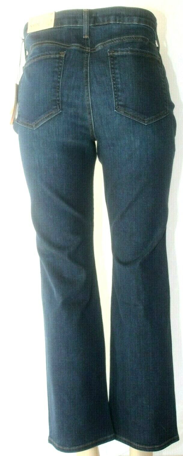 *NWT* $109. NYDJ Women's Petite Size Barbara Bootcut Cooper Jeans Size 6P