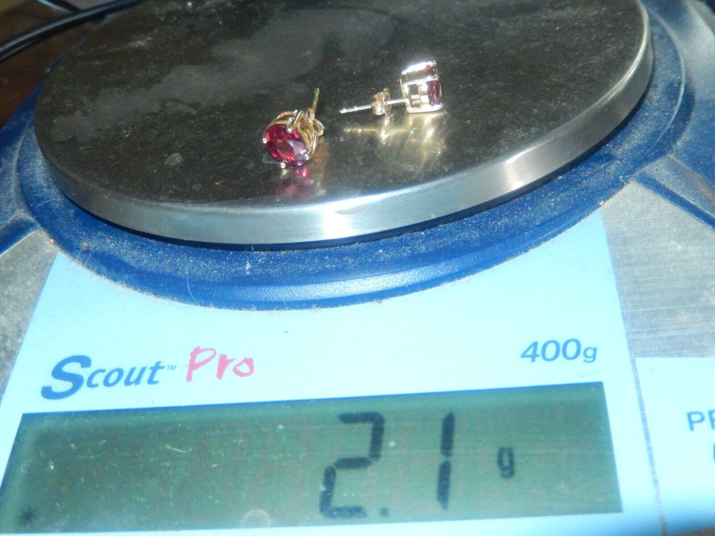 *VINTAGE*  14K Yellow Gold 2.5 CT  Oval Garnet Stud Earrings