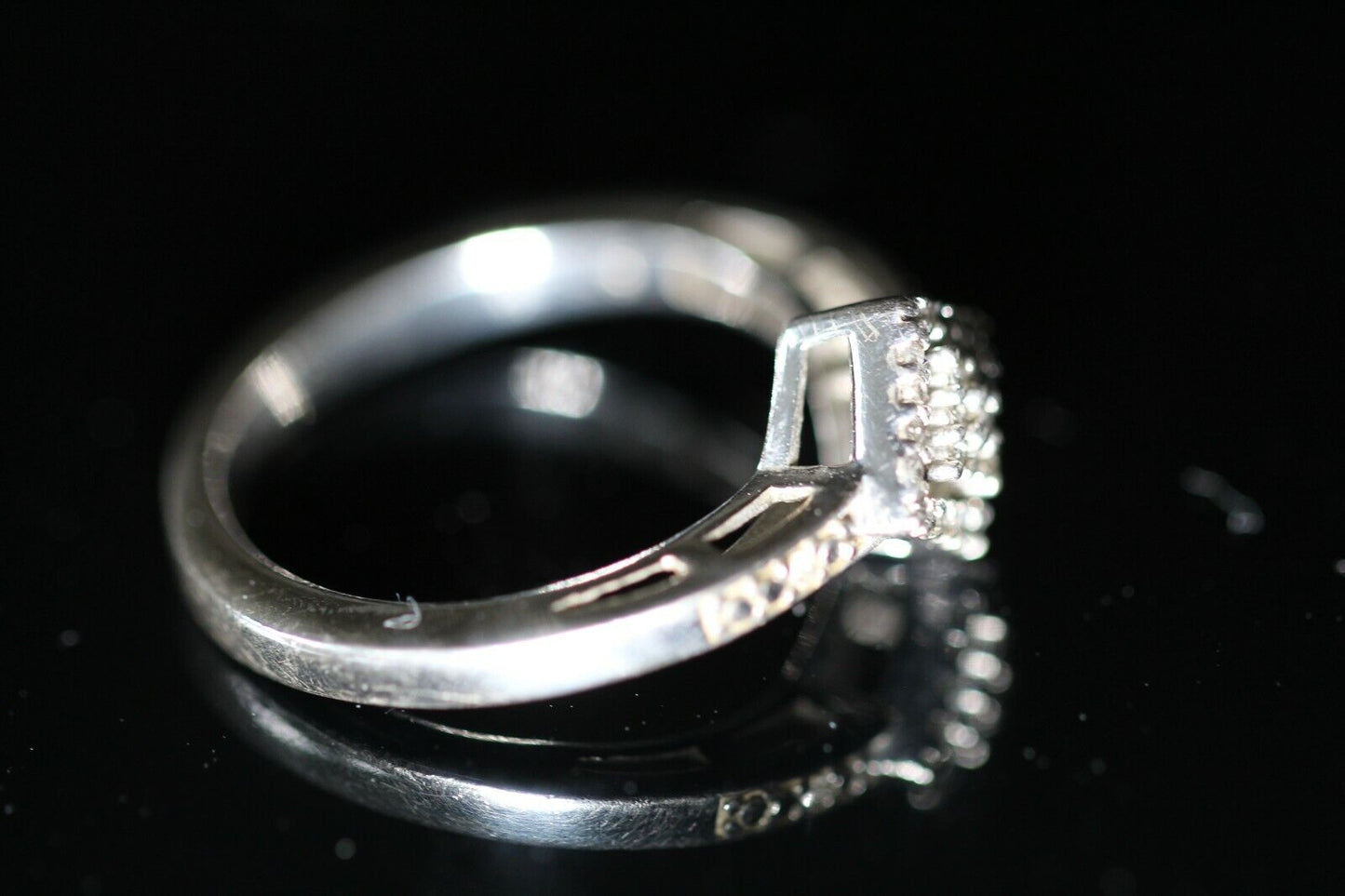 *VINTAGE* 925 Sterling Silver Stunning Retro REAL DIAMOND Wedding Ring Size 8.25