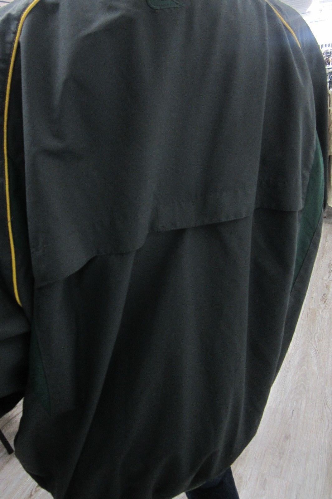 NEW NCAA Baylor Bears Stitched Pullover Jacket Size Adult XL Colosseum Athletics
